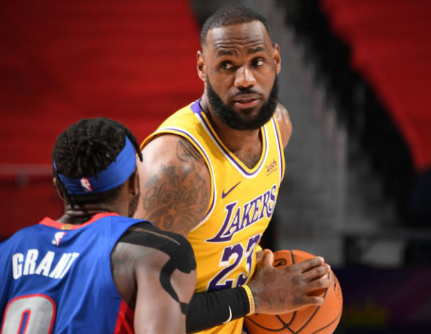  亚历山大中投稳如磐石，雷霆力克活塞止连败