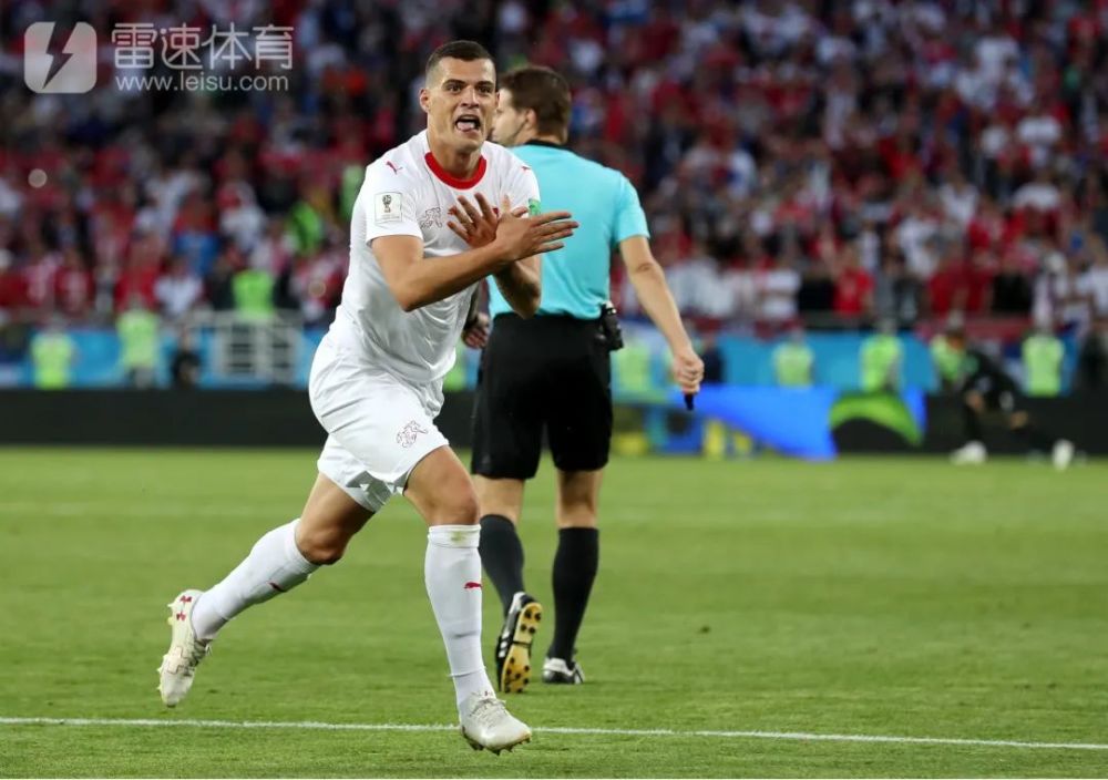  利兹联白玫瑰绽放，升降级关键战全取三分