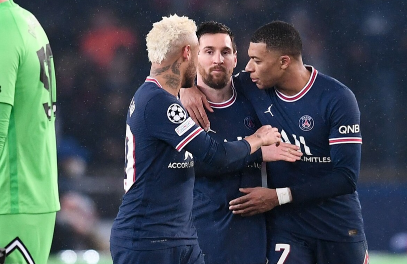  姆巴佩双响炮助巴黎圣日耳曼轻取克莱蒙